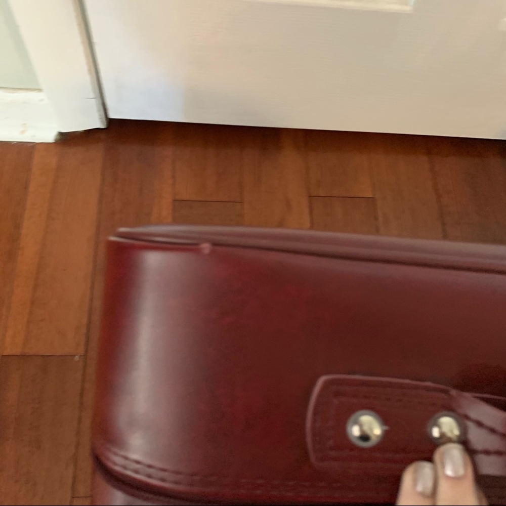 Vtg American Tourister red soft leather luggage - Picture 11 of 11